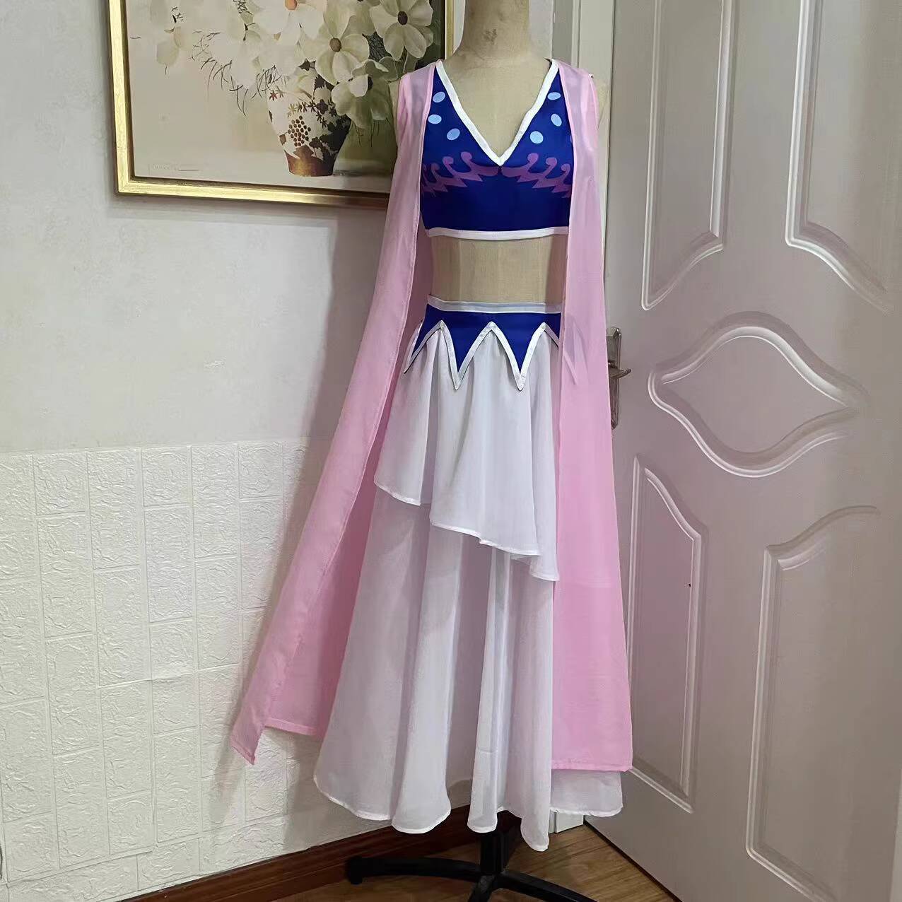 Party Games Name - Nuovo costume cosplay con gonna e
