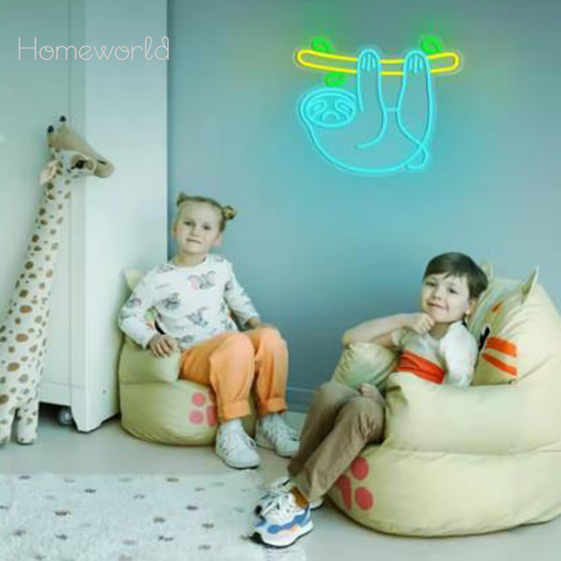 Bradipo LED Neon Light insegna - Party Games Switch 1 recensione e prezzo